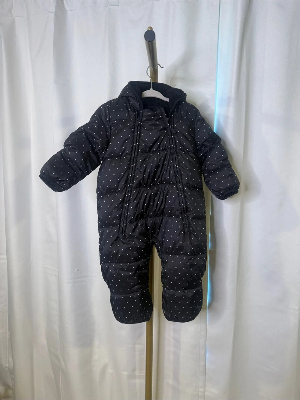 GAP 6-12 Month Black Polka Dot Puffer One-Piece Snowsuit Ears Hooded Ski Cold